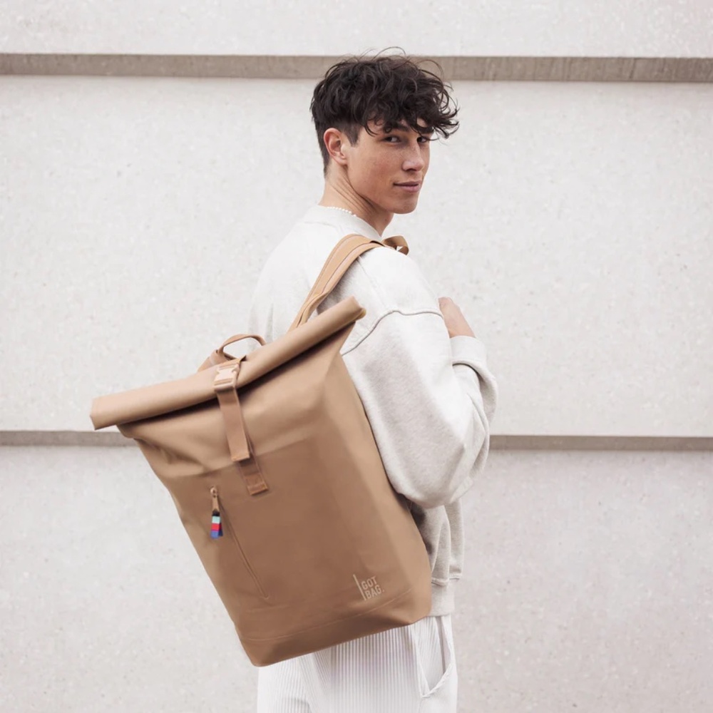 MADE FROM RECYCLED OCEAN PLASTIC! GOT BAG Rolltop Bag in Sand
